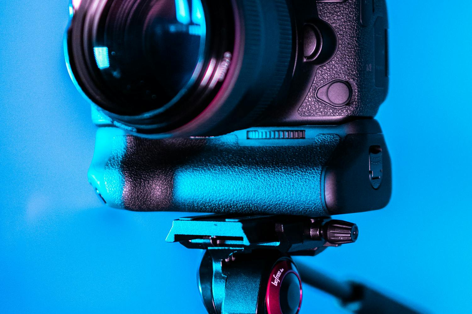 Cel mai bun aparat foto DSLR