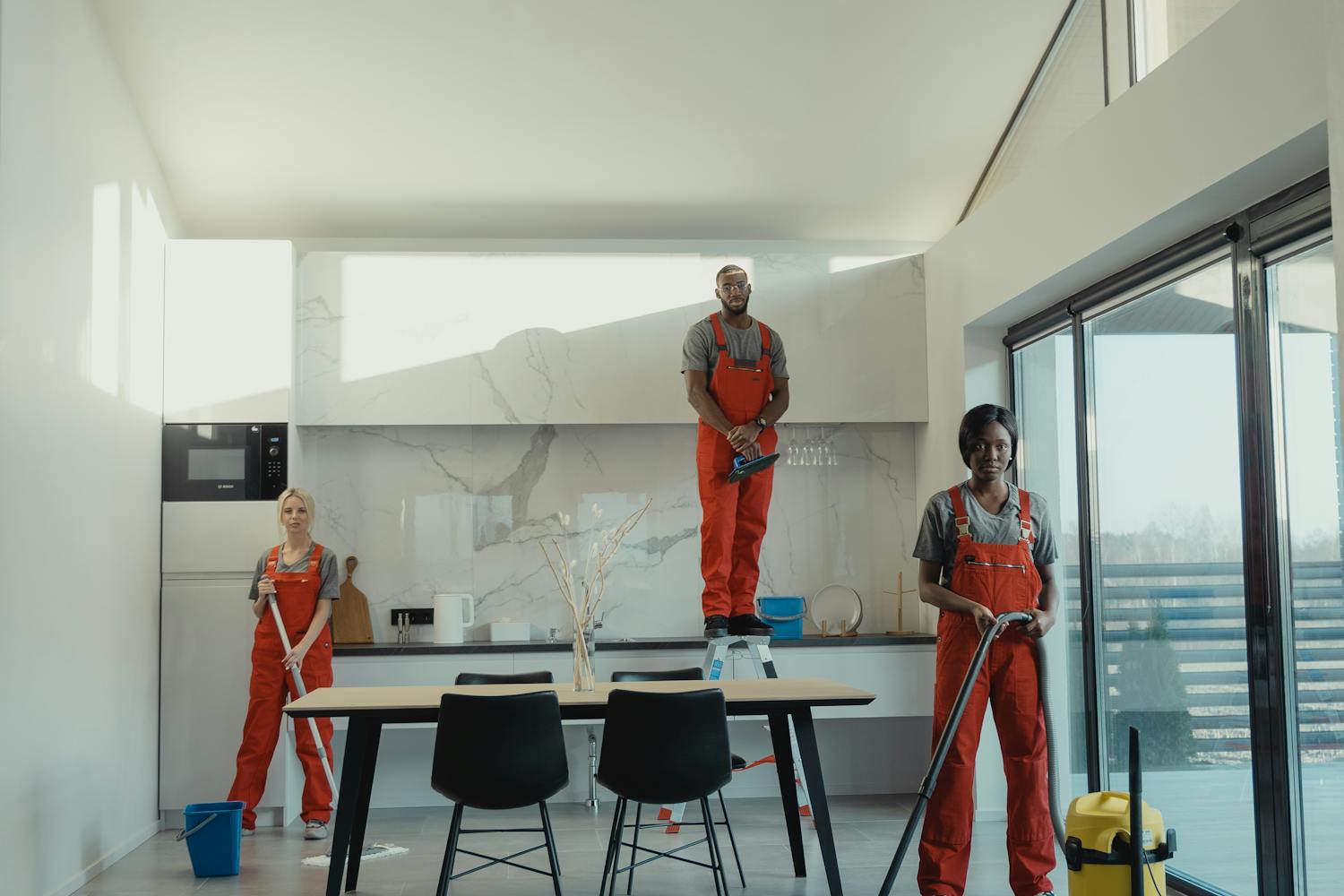 Cel mai bun aspirator pentru geamuri